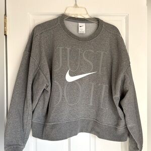 Nike Cropped Soft Sweatshirt Large Like New